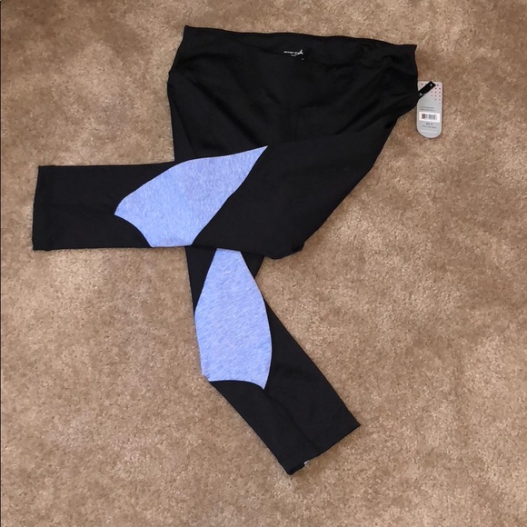 Exertek Active Wear - Picture 2 of 7